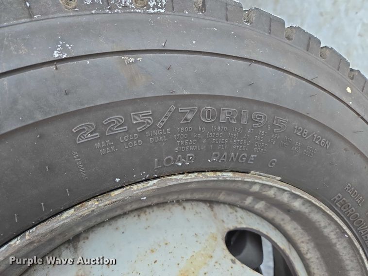 image for item ES2593 2008 Ford F450 bucket truck