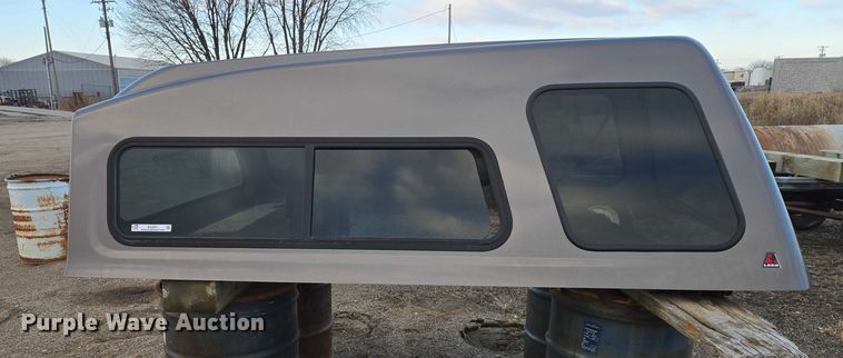 image for item ES2621 Leer pickup topper