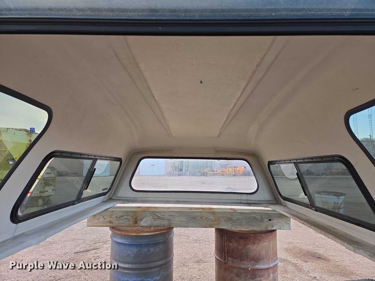 image for item ES2621 Leer pickup topper