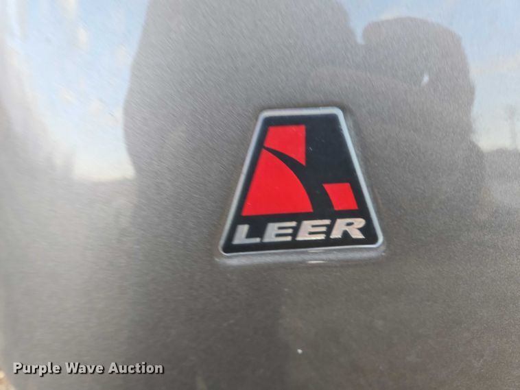 image for item ES2621 Leer pickup topper