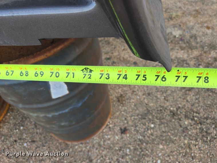 image for item ES2621 Leer pickup topper