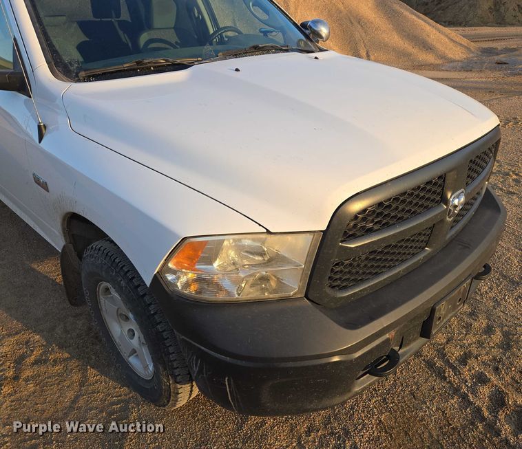 image for item ES2622 2017 RAM 1500 Crew Cab pickup truck