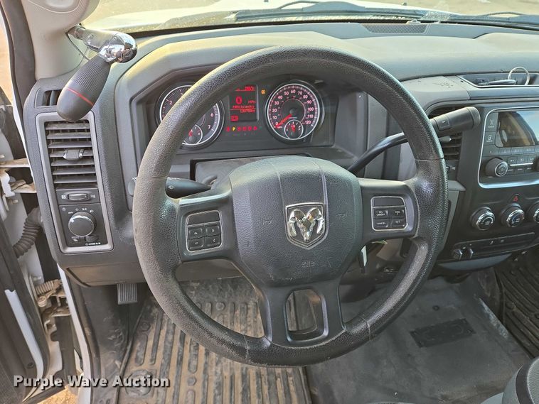 image for item ES2622 2017 RAM 1500 Crew Cab pickup truck