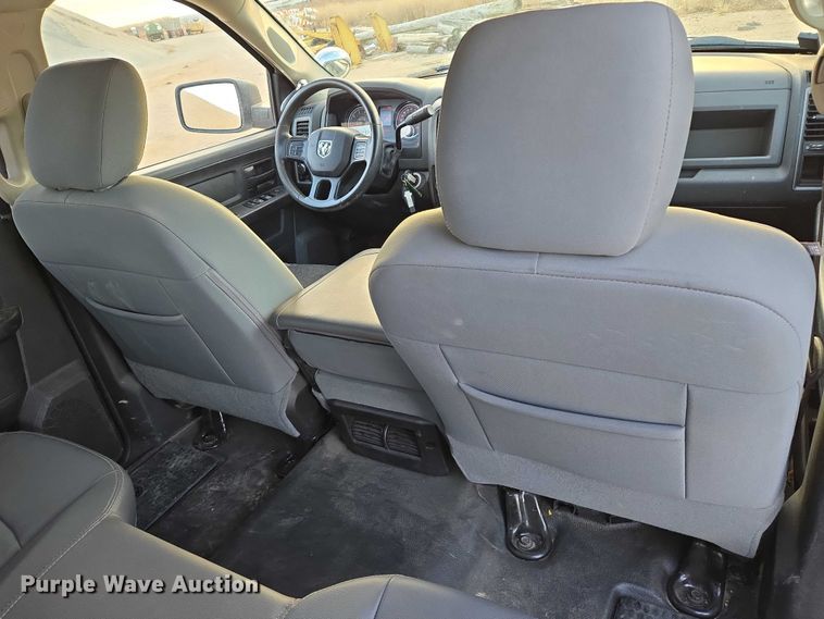 image for item ES2622 2017 RAM 1500 Crew Cab pickup truck