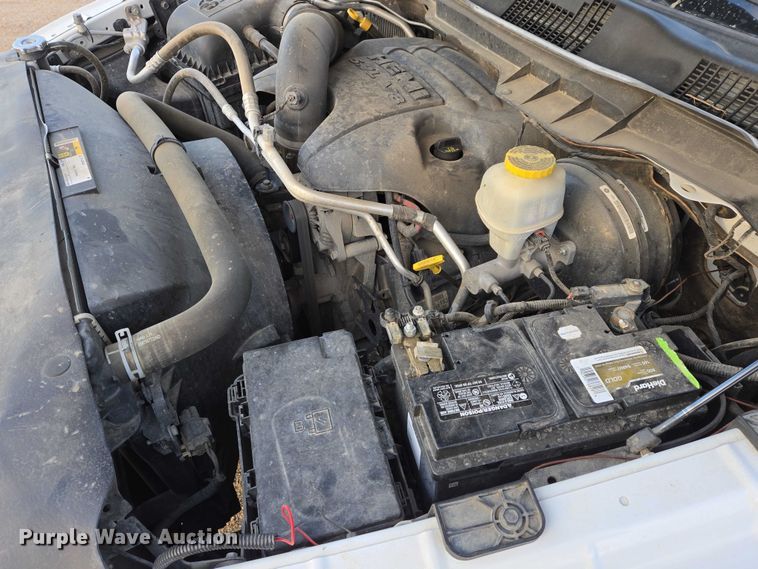 image for item ES2622 2017 RAM 1500 Crew Cab pickup truck