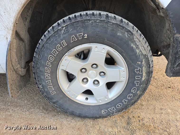 image for item ES2622 2017 RAM 1500 Crew Cab pickup truck