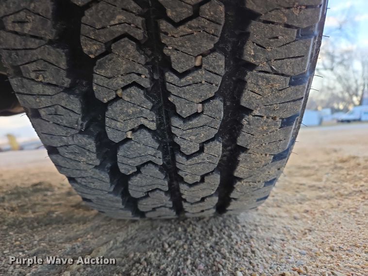 image for item ES2622 2017 RAM 1500 Crew Cab pickup truck