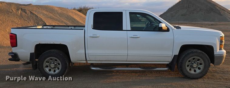 image for item ES2623 2015 Chevrolet Silverado 1500 Crew Cab pickup truck