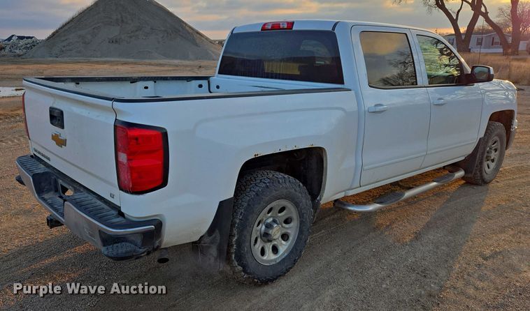 image for item ES2623 2015 Chevrolet Silverado 1500 Crew Cab pickup truck