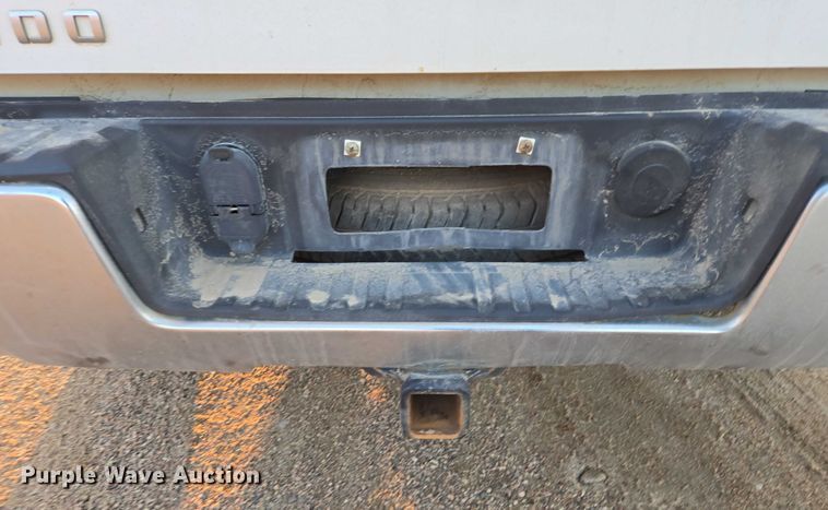 image for item ES2623 2015 Chevrolet Silverado 1500 Crew Cab pickup truck