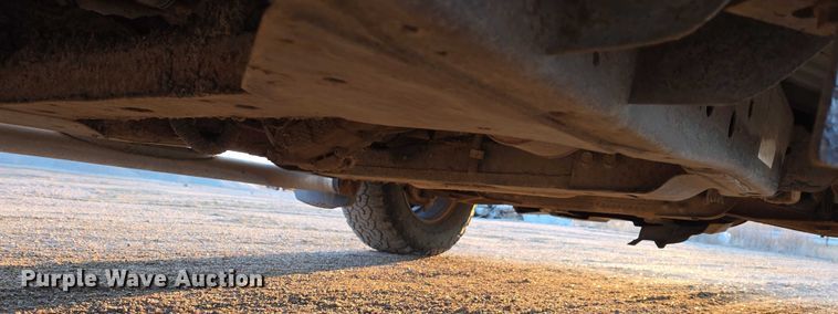 image for item ES2623 2015 Chevrolet Silverado 1500 Crew Cab pickup truck