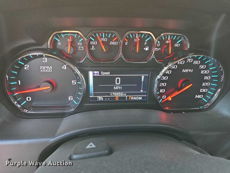 image for item ES2623 2015 Chevrolet Silverado 1500 Crew Cab pickup truck