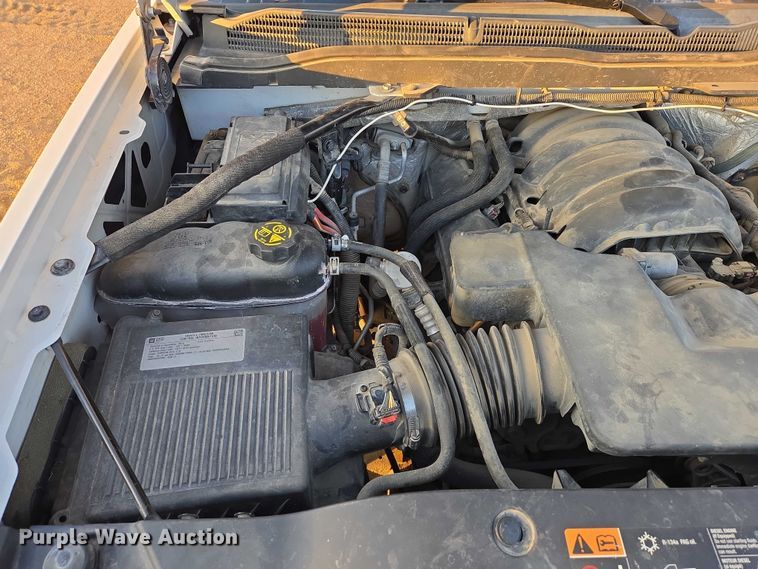 image for item ES2623 2015 Chevrolet Silverado 1500 Crew Cab pickup truck