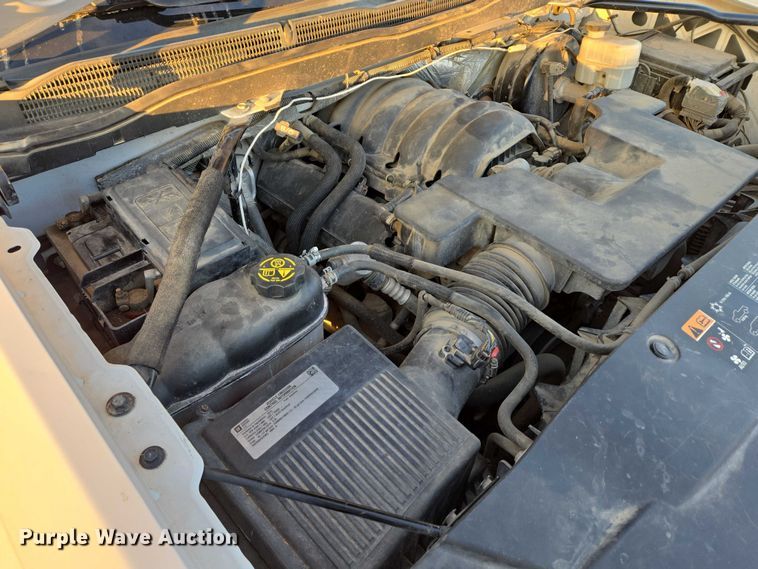 image for item ES2623 2015 Chevrolet Silverado 1500 Crew Cab pickup truck