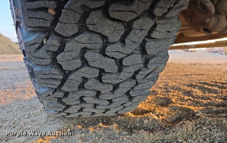 image for item ES2623 2015 Chevrolet Silverado 1500 Crew Cab pickup truck