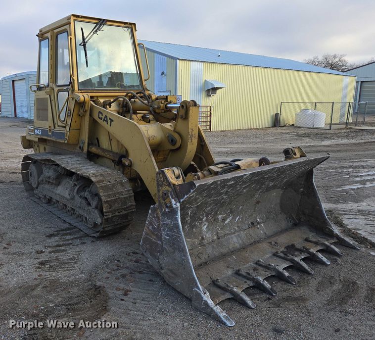 image for item ES2624 1989 Caterpillar 943 track loader