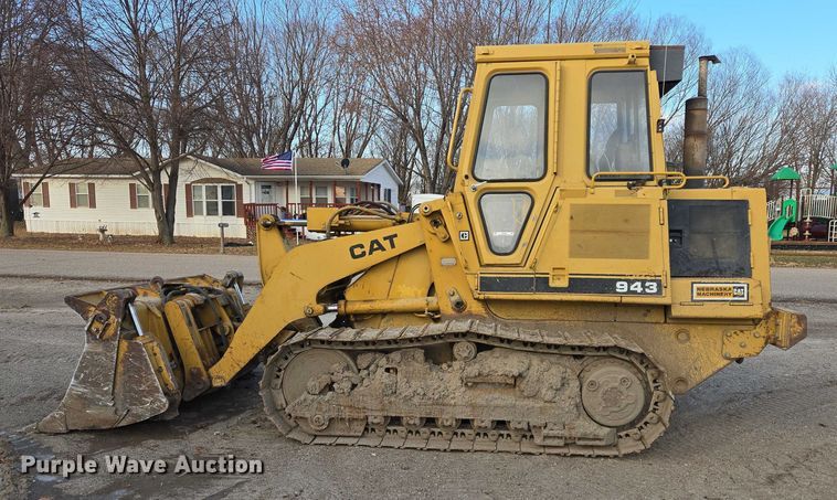 image for item ES2624 1989 Caterpillar 943 track loader
