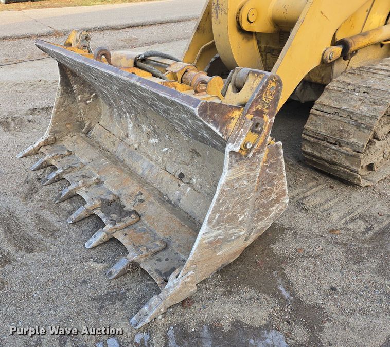 image for item ES2624 1989 Caterpillar 943 track loader