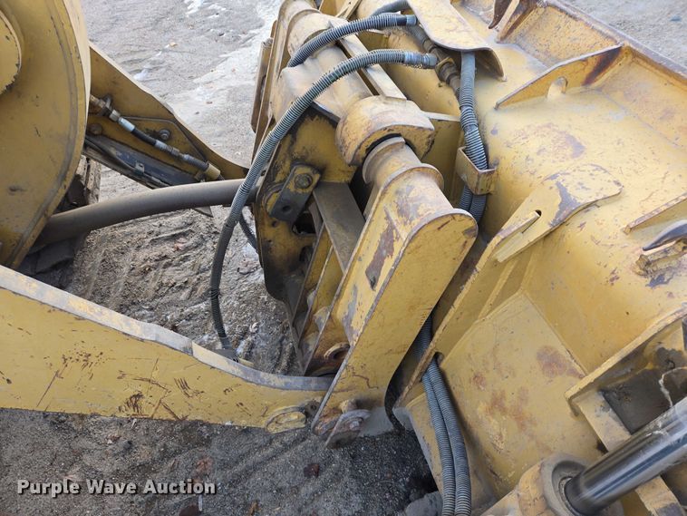 image for item ES2624 1989 Caterpillar 943 track loader