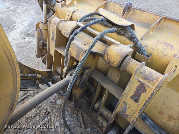 image for item ES2624 1989 Caterpillar 943 track loader
