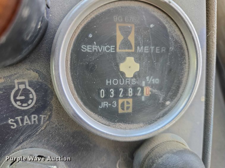 image for item ES2624 1989 Caterpillar 943 track loader