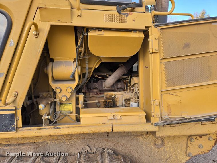 image for item ES2624 1989 Caterpillar 943 track loader