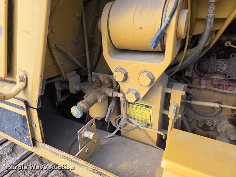 image for item ES2624 1989 Caterpillar 943 track loader