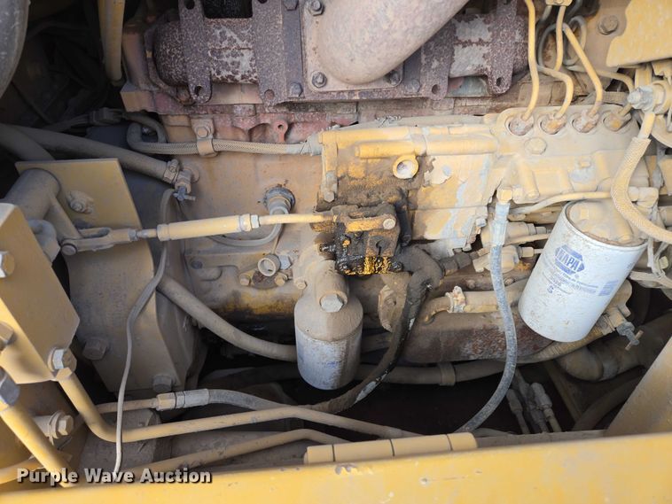 image for item ES2624 1989 Caterpillar 943 track loader