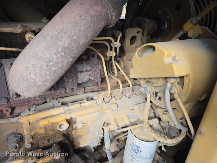 image for item ES2624 1989 Caterpillar 943 track loader