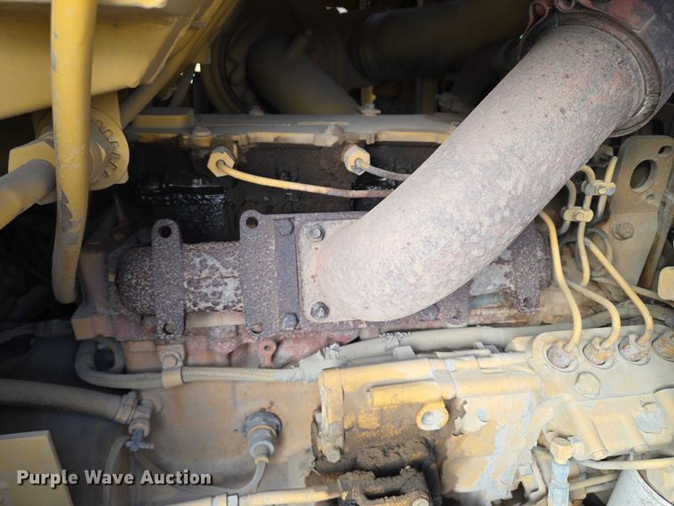 image for item ES2624 1989 Caterpillar 943 track loader