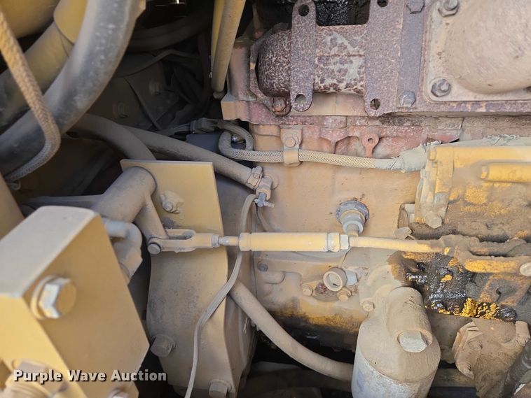 image for item ES2624 1989 Caterpillar 943 track loader