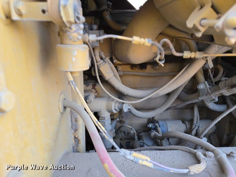 image for item ES2624 1989 Caterpillar 943 track loader