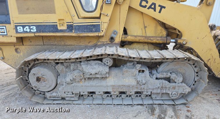 image for item ES2624 1989 Caterpillar 943 track loader