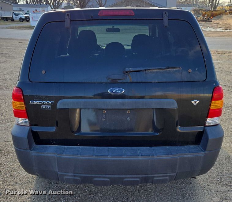 image for item ES2625 2006 Ford Escape SUV