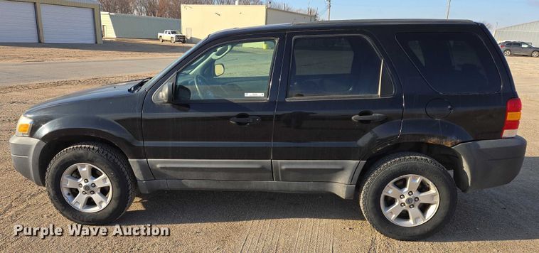 image for item ES2625 2006 Ford Escape SUV