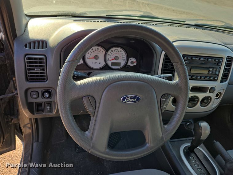 image for item ES2625 2006 Ford Escape SUV