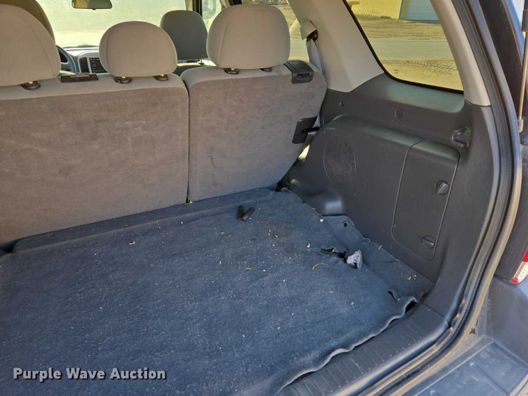 image for item ES2625 2006 Ford Escape SUV