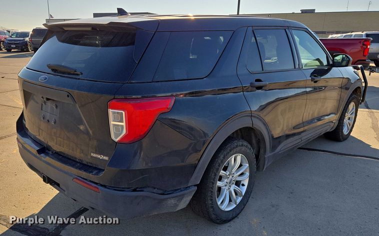image for item ES2626 2020 Ford Explorer SUV