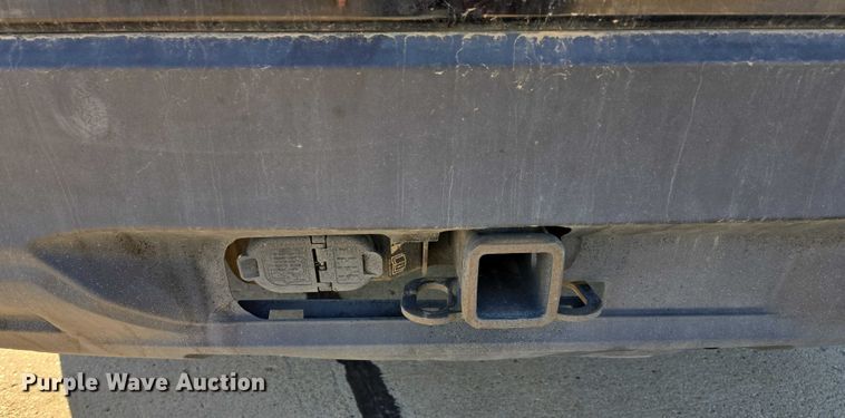 image for item ES2626 2020 Ford Explorer SUV