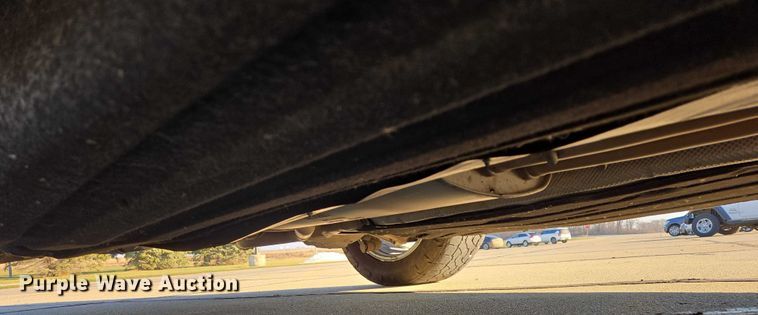 image for item ES2626 2020 Ford Explorer SUV