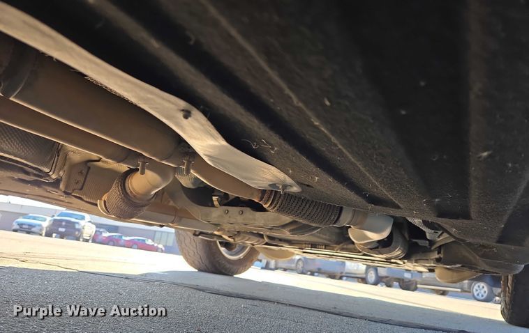 image for item ES2626 2020 Ford Explorer SUV