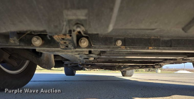 image for item ES2626 2020 Ford Explorer SUV