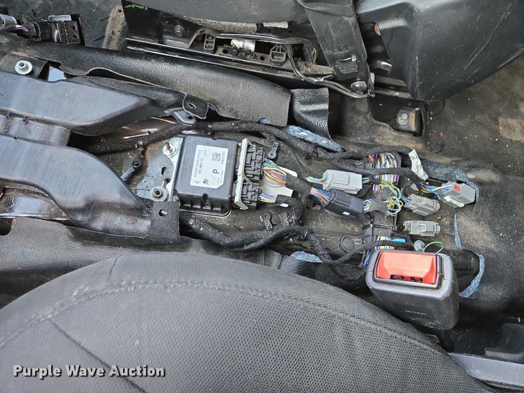 image for item ES2626 2020 Ford Explorer SUV