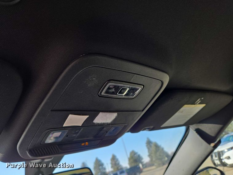 image for item ES2626 2020 Ford Explorer SUV