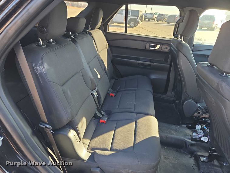 image for item ES2626 2020 Ford Explorer SUV