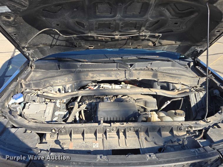 image for item ES2626 2020 Ford Explorer SUV