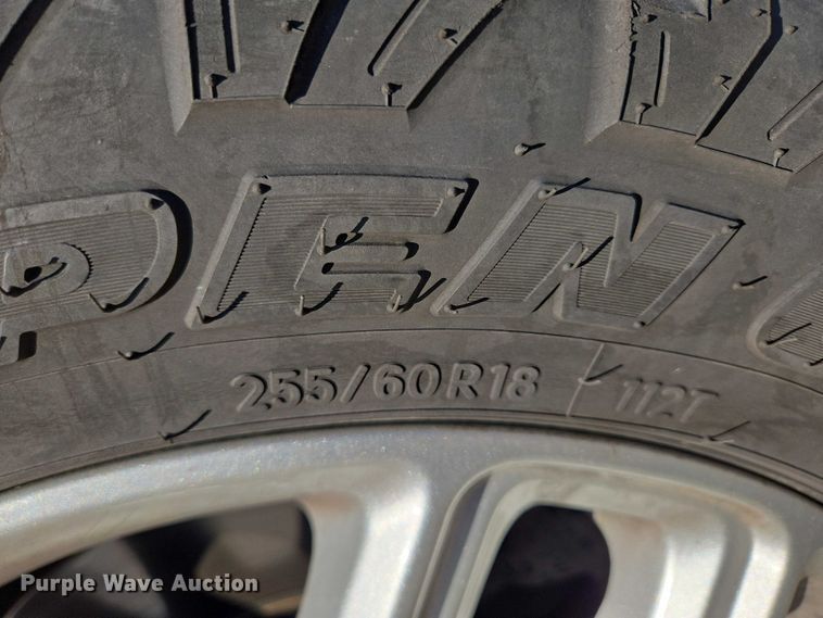 image for item ES2626 2020 Ford Explorer SUV