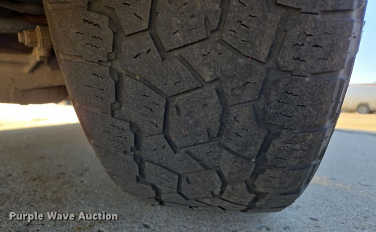 image for item ES2626 2020 Ford Explorer SUV