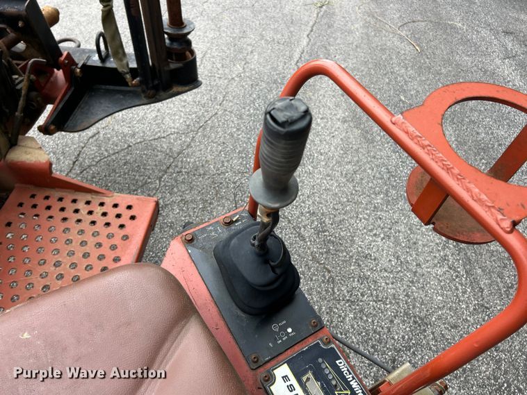 image for item ET3137 2005 Ditch Witch JT921 directional boring unit