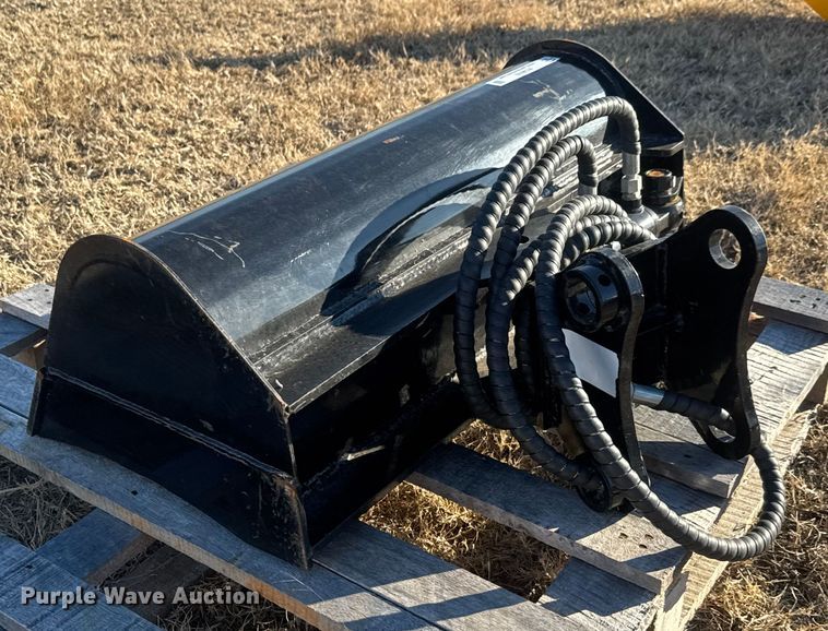 image for item ET4010 2024 GIYI mini excavator bucket